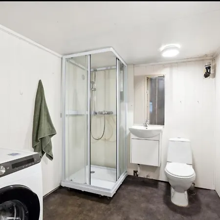 Stortindveien6 With 3 Bedrooms *