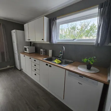 Stortindveien6 With 3 Bedrooms *