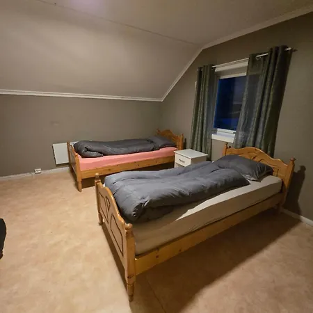 Stortindveien6 With 3 Bedrooms *
